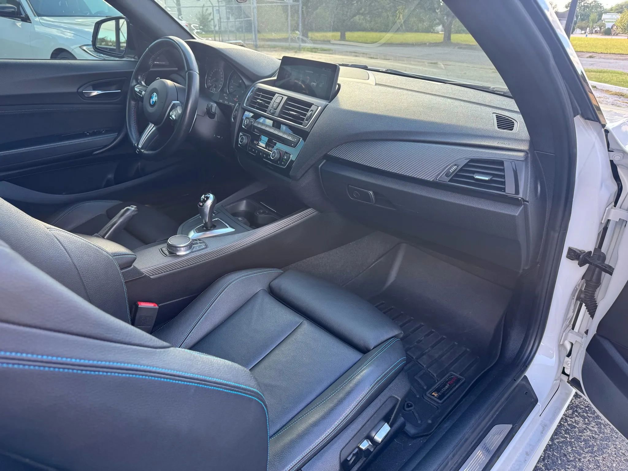 Used 2017 BMW M2 image 16