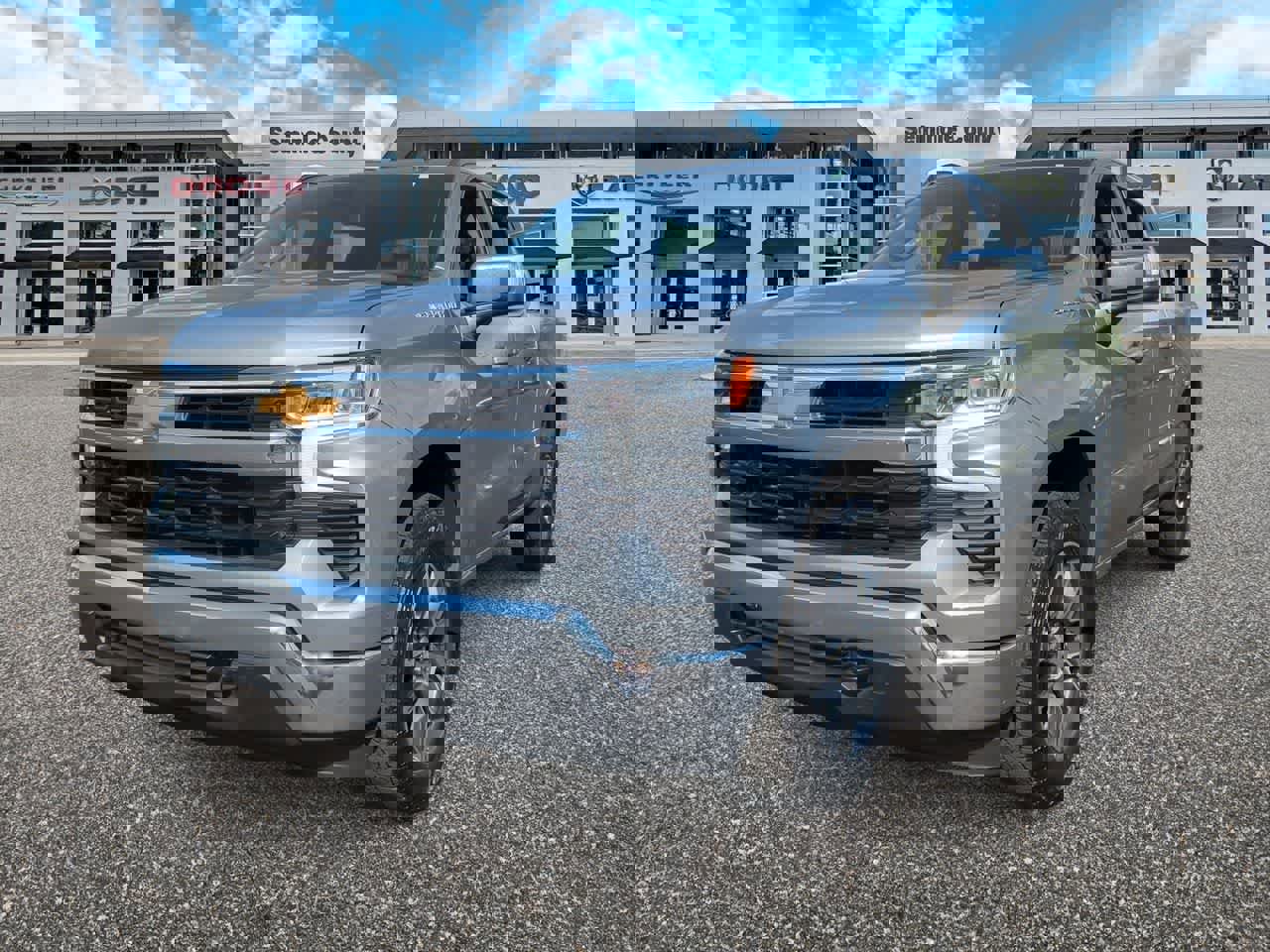 Used 2024 Chevrolet Silverado 1500 LT image 4