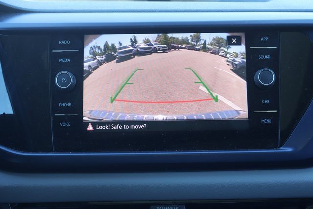 Used 2022 Volkswagen Taos SE image 24