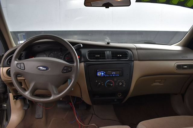 Used 2002 Ford Taurus SES FWD image 8