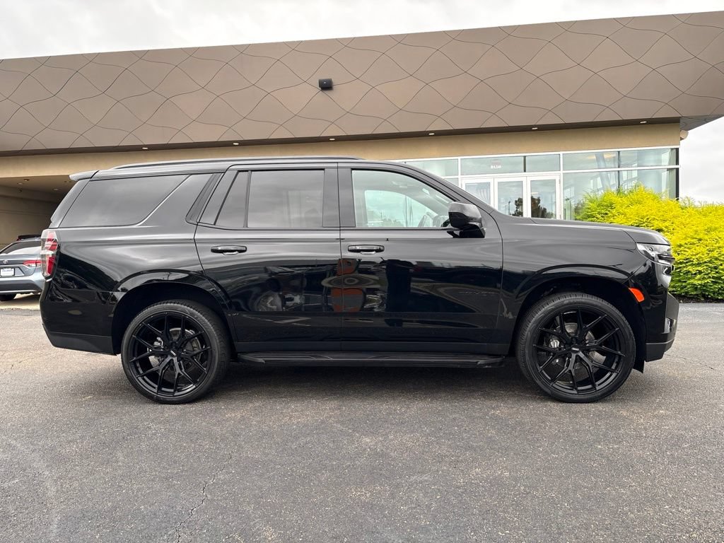 Used 2023 Chevrolet Tahoe RST AWD/4WD image 4