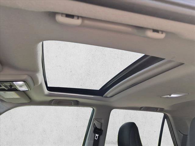 Used 2023 Toyota 4Runner SR5 Premium w/ Moonroof Package RWD image 11