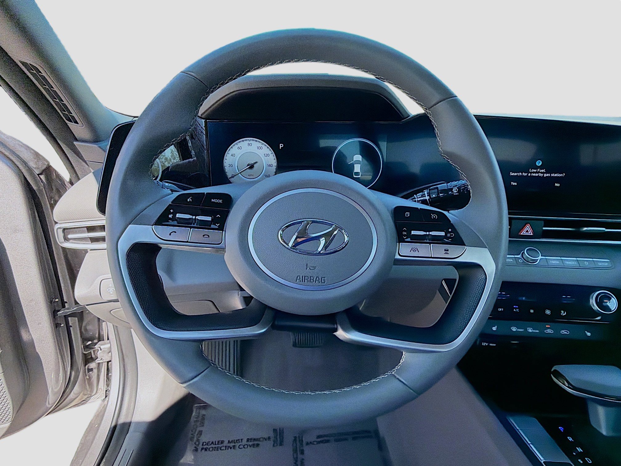 Used 2023 Hyundai Elantra SEL w/ Convenience Package image 8