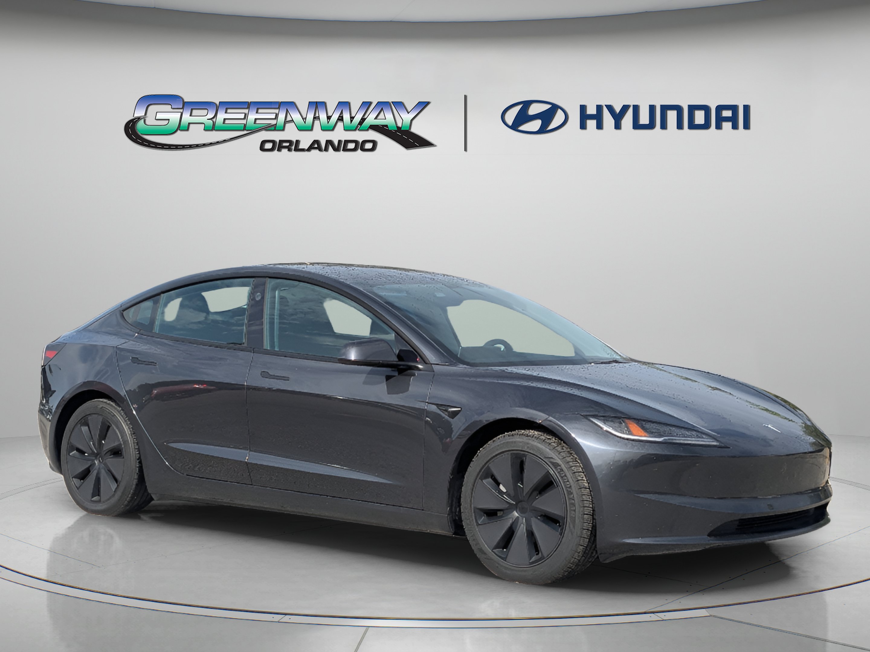 Used 2024 Tesla Model 3 Standard Range RWD image 4