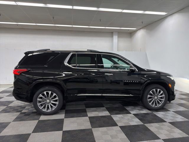 Used 2023 Chevrolet Traverse Premier image 7