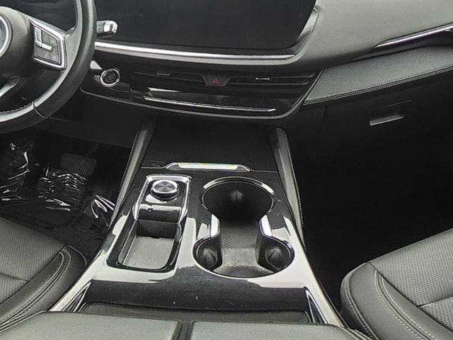 Used 2024 Buick Envision Preferred AWD/4WD image 25