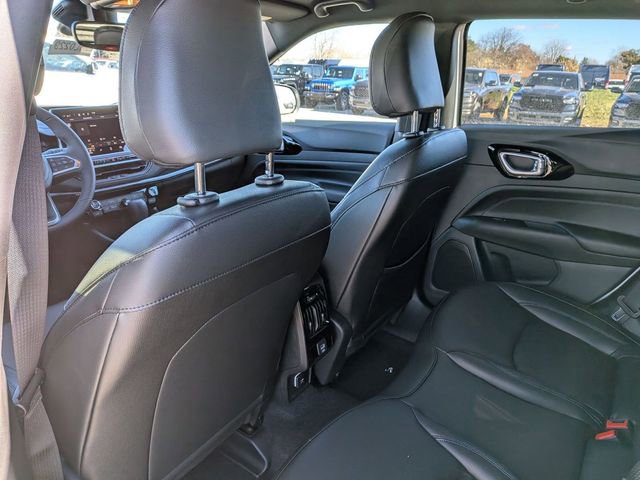 New 2026 Jeep Compass Limited image 25