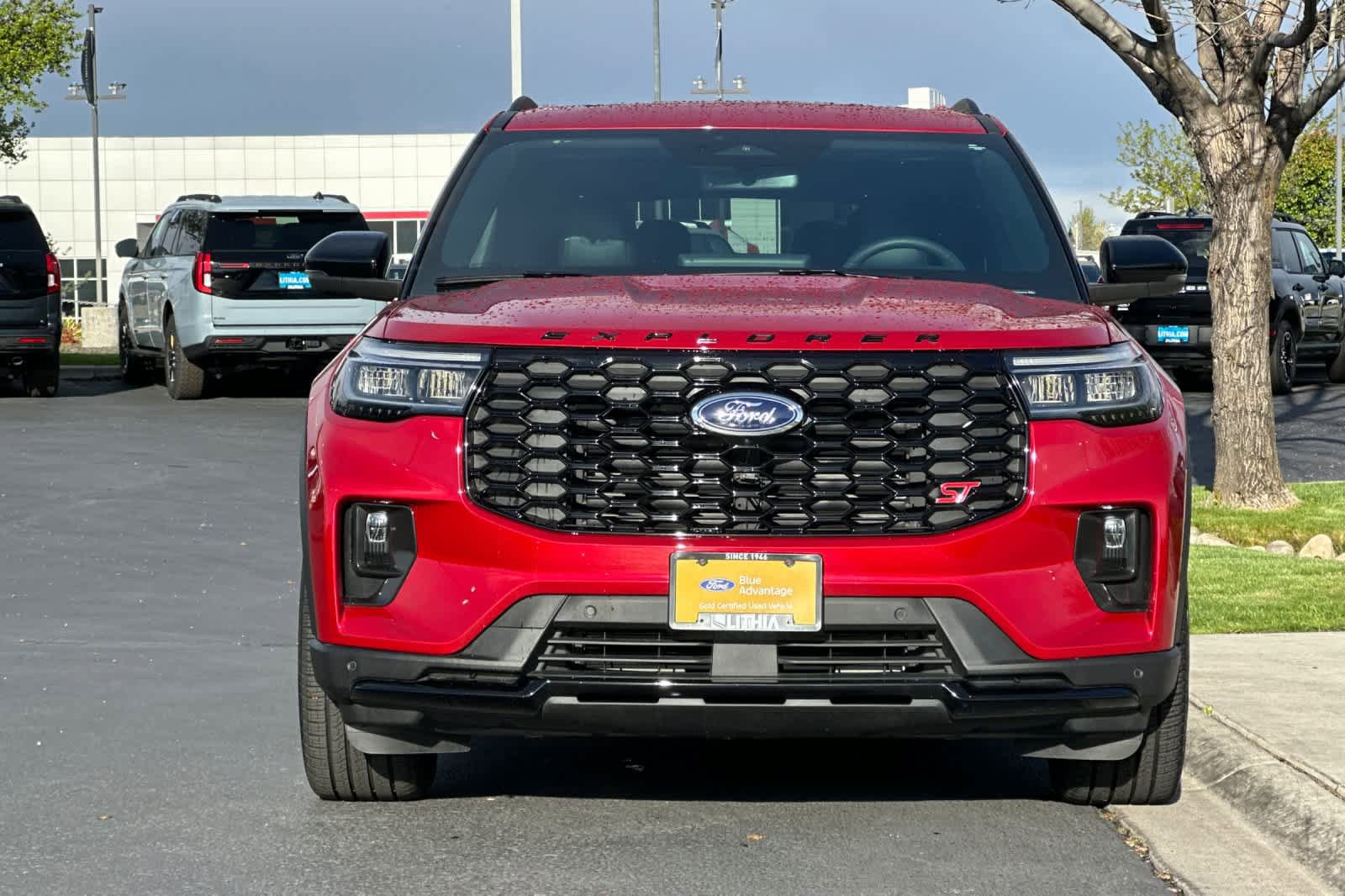 Certified 2025 Ford Explorer ST image 10