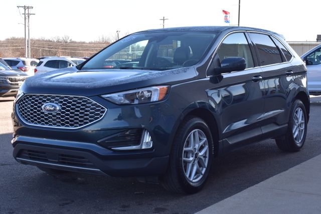 Used 2023 Ford Edge SEL w/ Convenience Package image 9