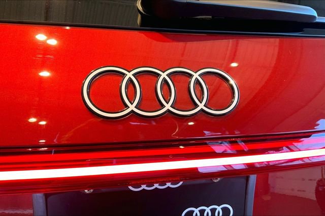 Certified 2025 Audi SQ5 Premium Plus image 31