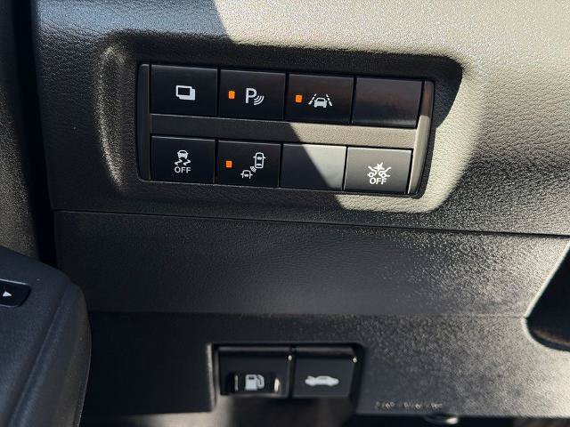 Certified 2025 Nissan Kicks Play S FWD image 25