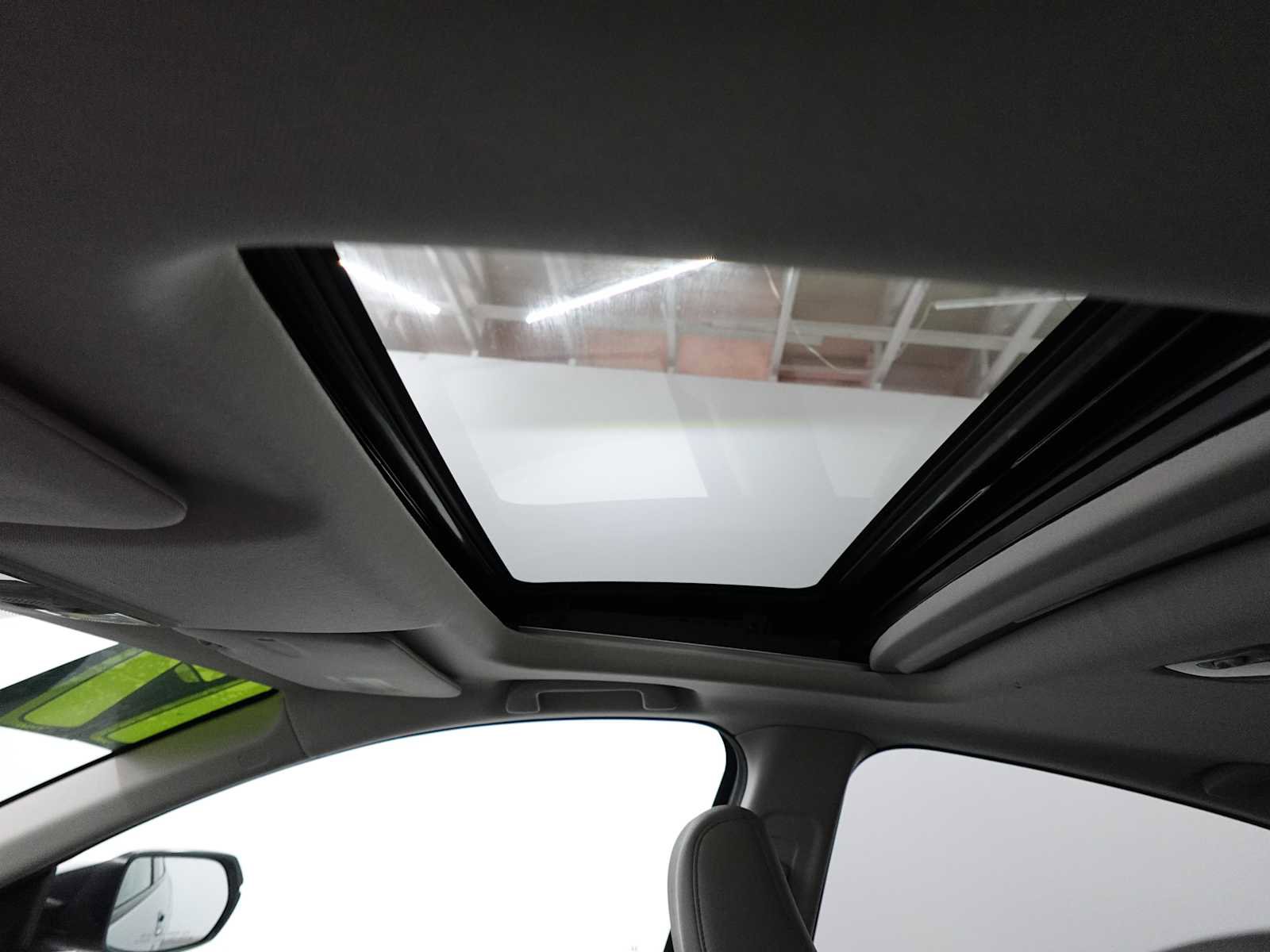 Used 2017 Honda HR-V EX-L image 24