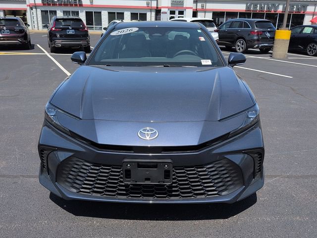 Used 2026 Toyota Camry SE w/ Convenience Package FWD image 2