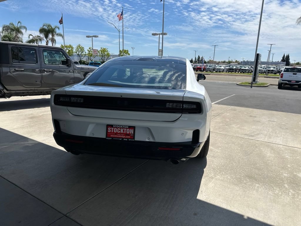 New 2026 Dodge Charger R/T w/ Driver Convenience Group AWD/4WD image 11