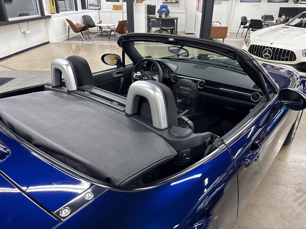 Used 2008 MAZDA MX-5 Miata Sport image 33