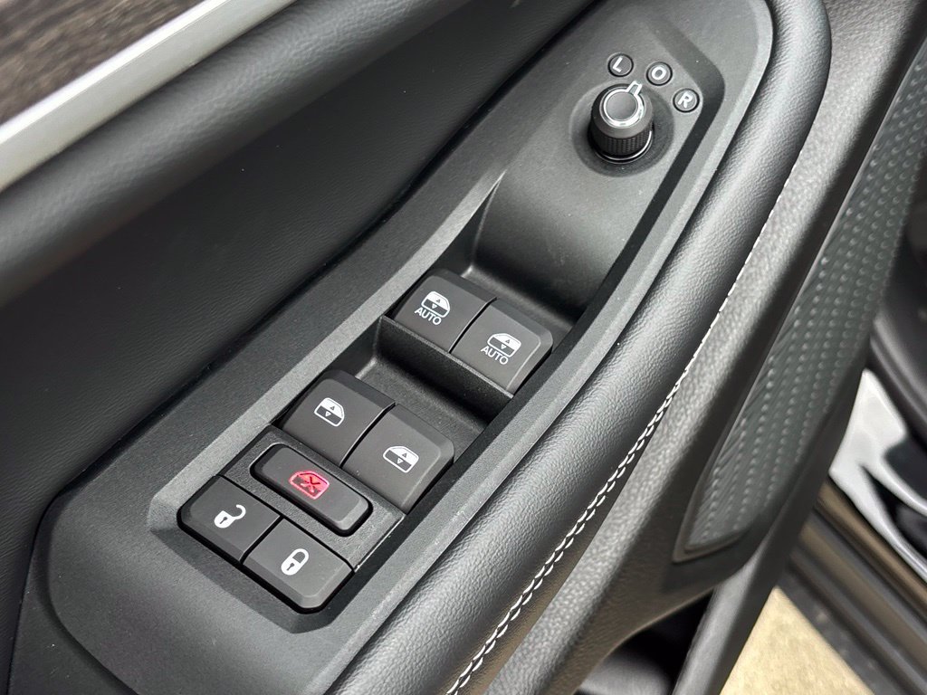 New 2027 Jeep Grand Cherokee Limited AWD/4WD image 16