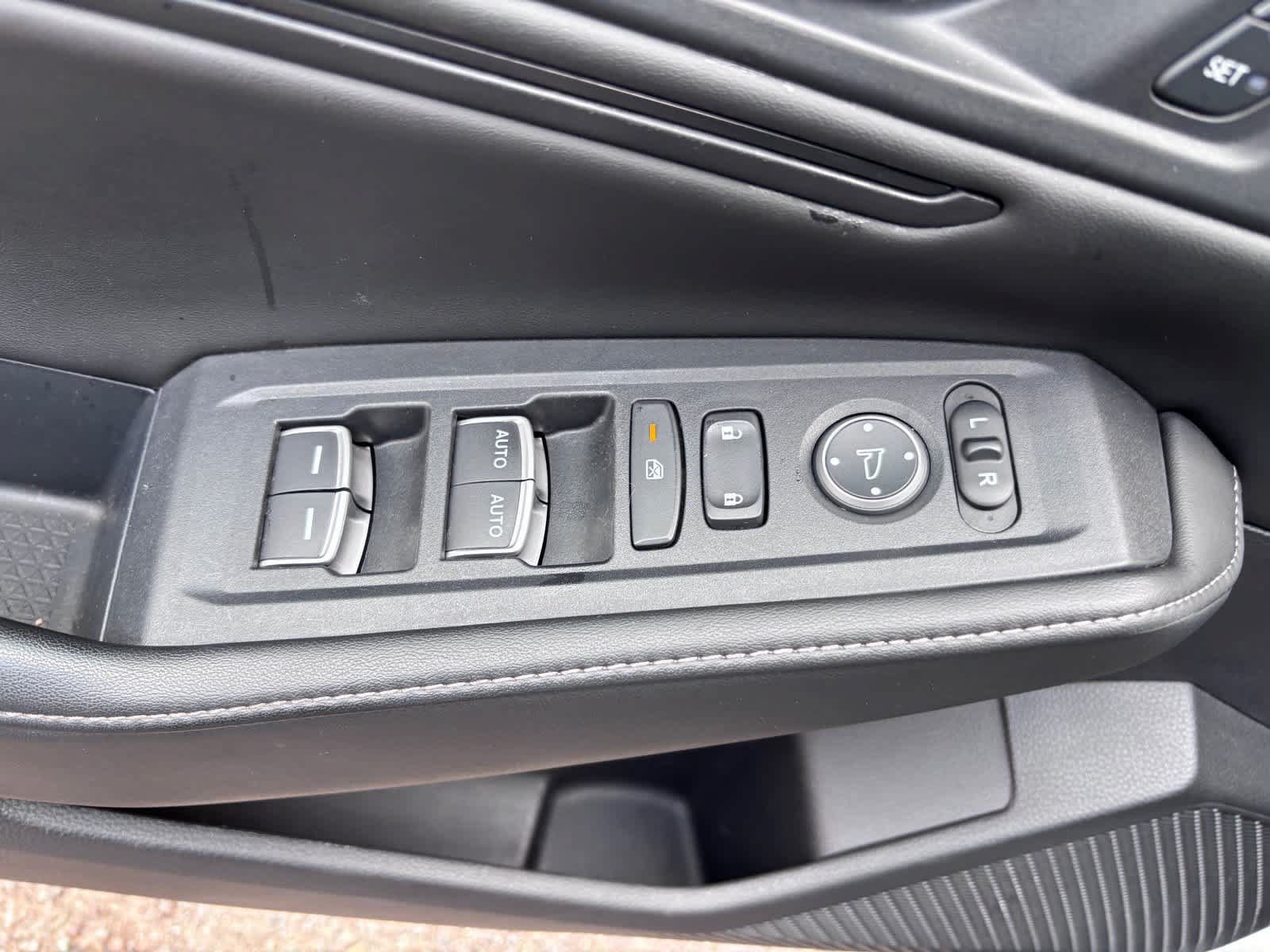 Used 2025 Honda Accord Sport image 13