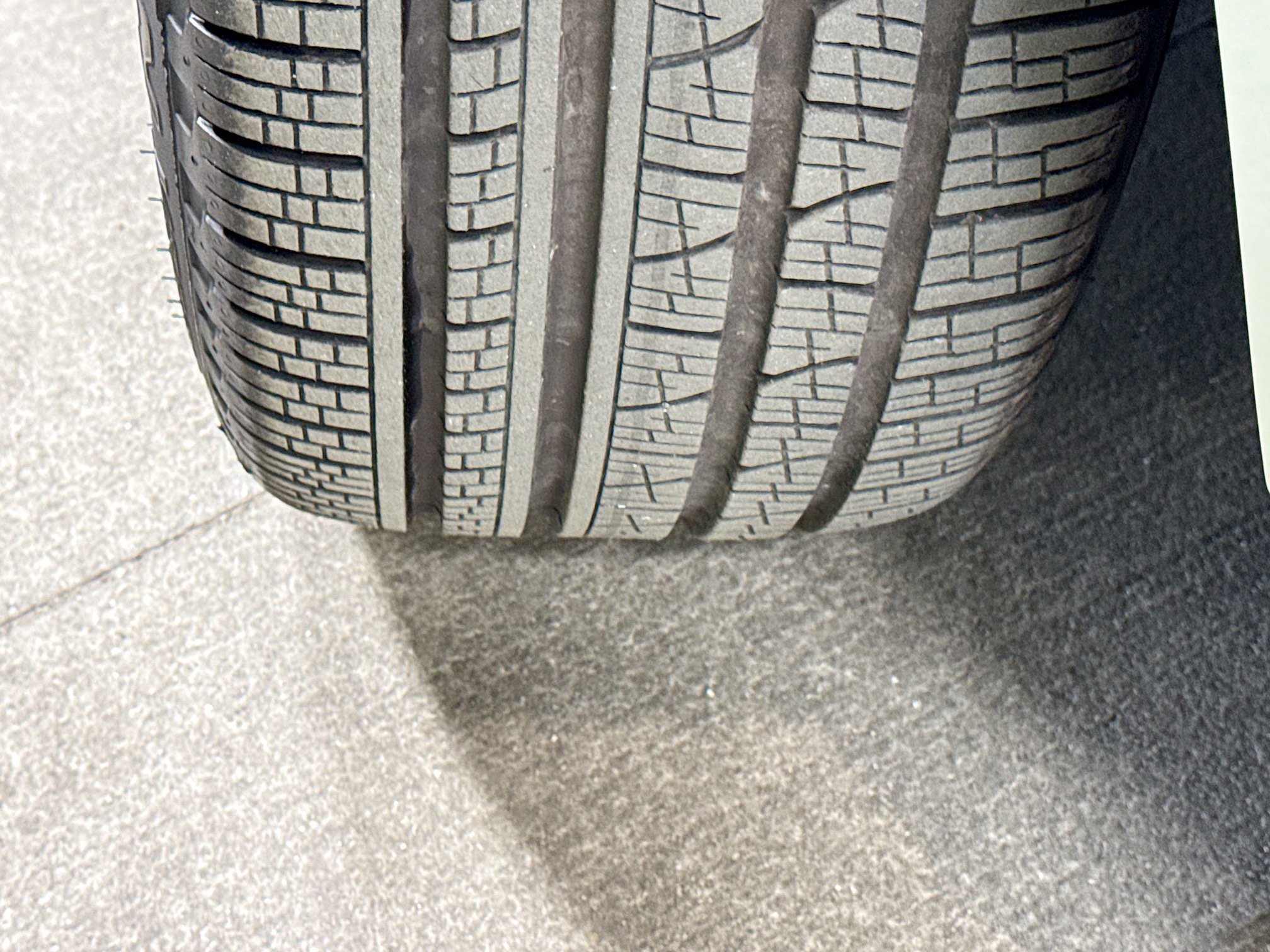 Certified 2026 Porsche Macan AWD/4WD image 42