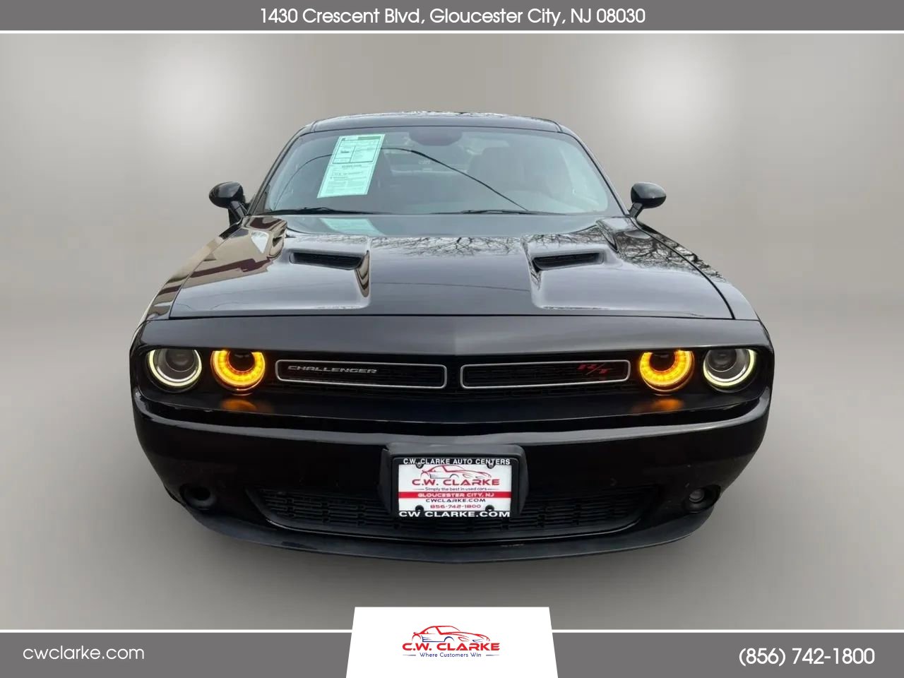 Used 2015 Dodge Challenger R/T Plus image 3