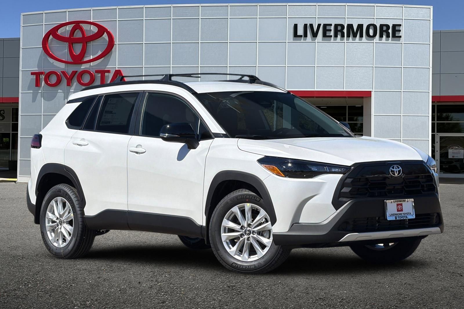 New 2026 Toyota Corolla Cross LE image 2