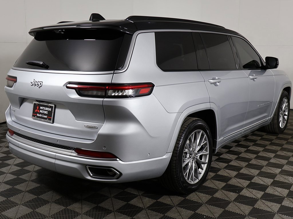 Used 2024 Jeep Grand Cherokee L Summit w/ Advanced Protech Group IV image 16