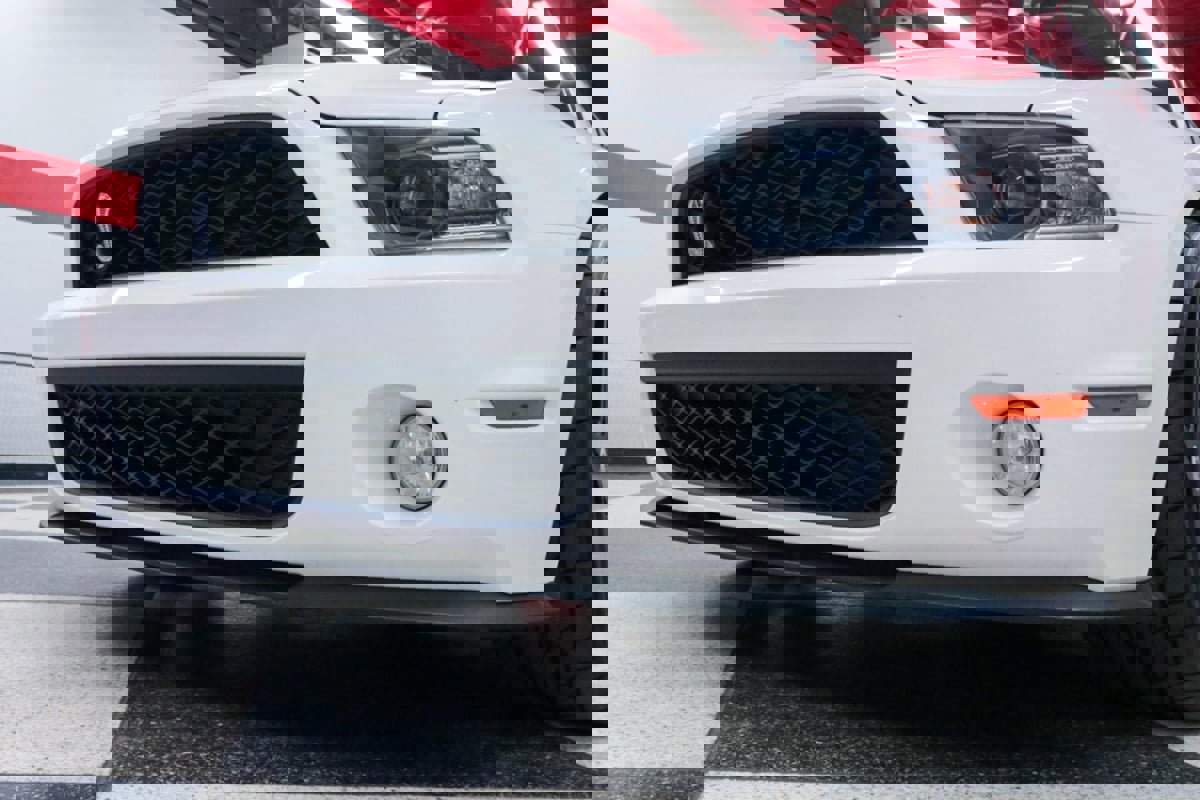 Used 2012 Ford Mustang Shelby GT500 w/ Electronics Pkg image 4