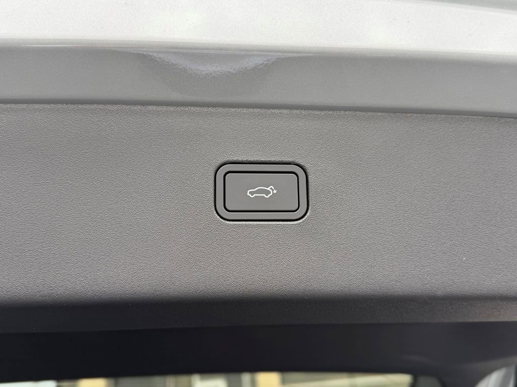 New 2026 Volvo EX30 Cross Country Ultra w/ Protection Package Premier image 16