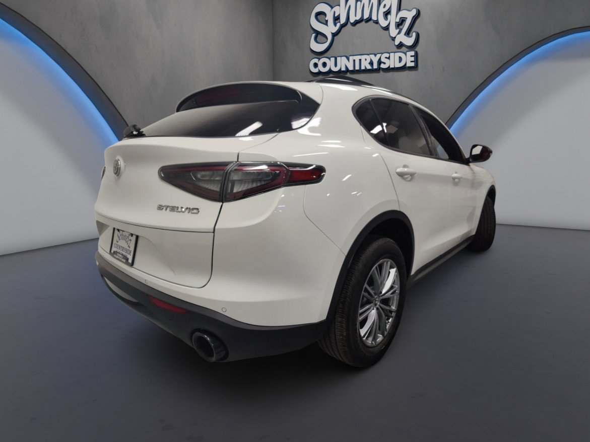Used 2024 Alfa Romeo Stelvio Sprint image 14
