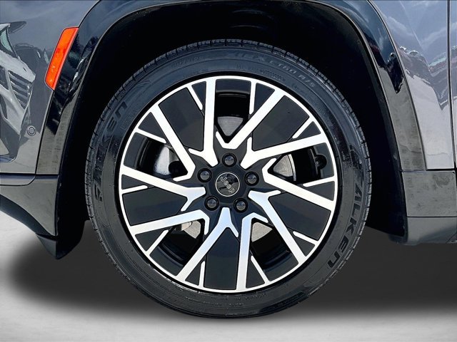 Used 2025 Jeep Wagoneer S Limited AWD/4WD image 10