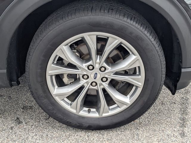Used 2022 Ford Explorer XLT w/ Equipment Group 202A image 14