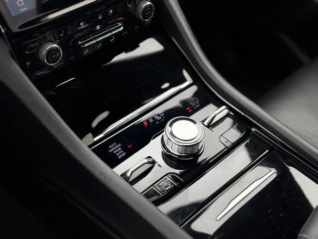 Used 2022 Jeep Grand Cherokee Overland w/ Luxury Tech Group IV image 20