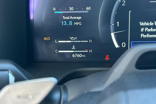 Used 2024 Lexus GX 550 w/ Accessory Package (31) AWD/4WD image 30