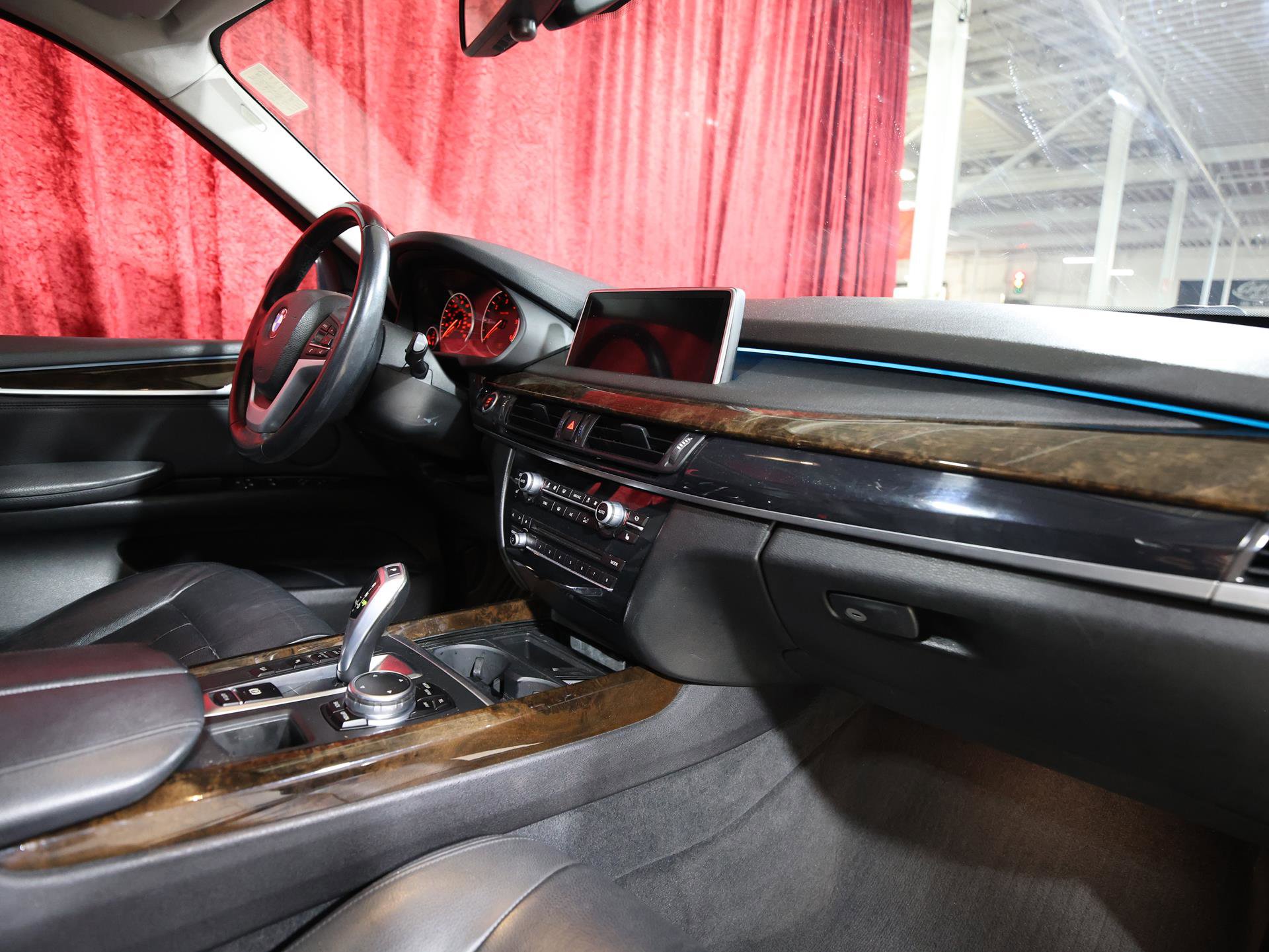 Used 2015 BMW X5 xDrive35d image 23
