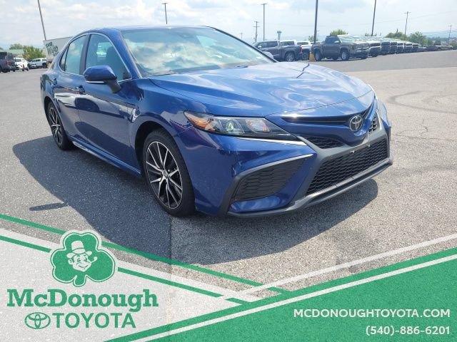 Used 2024 Toyota Camry SE FWD image 4