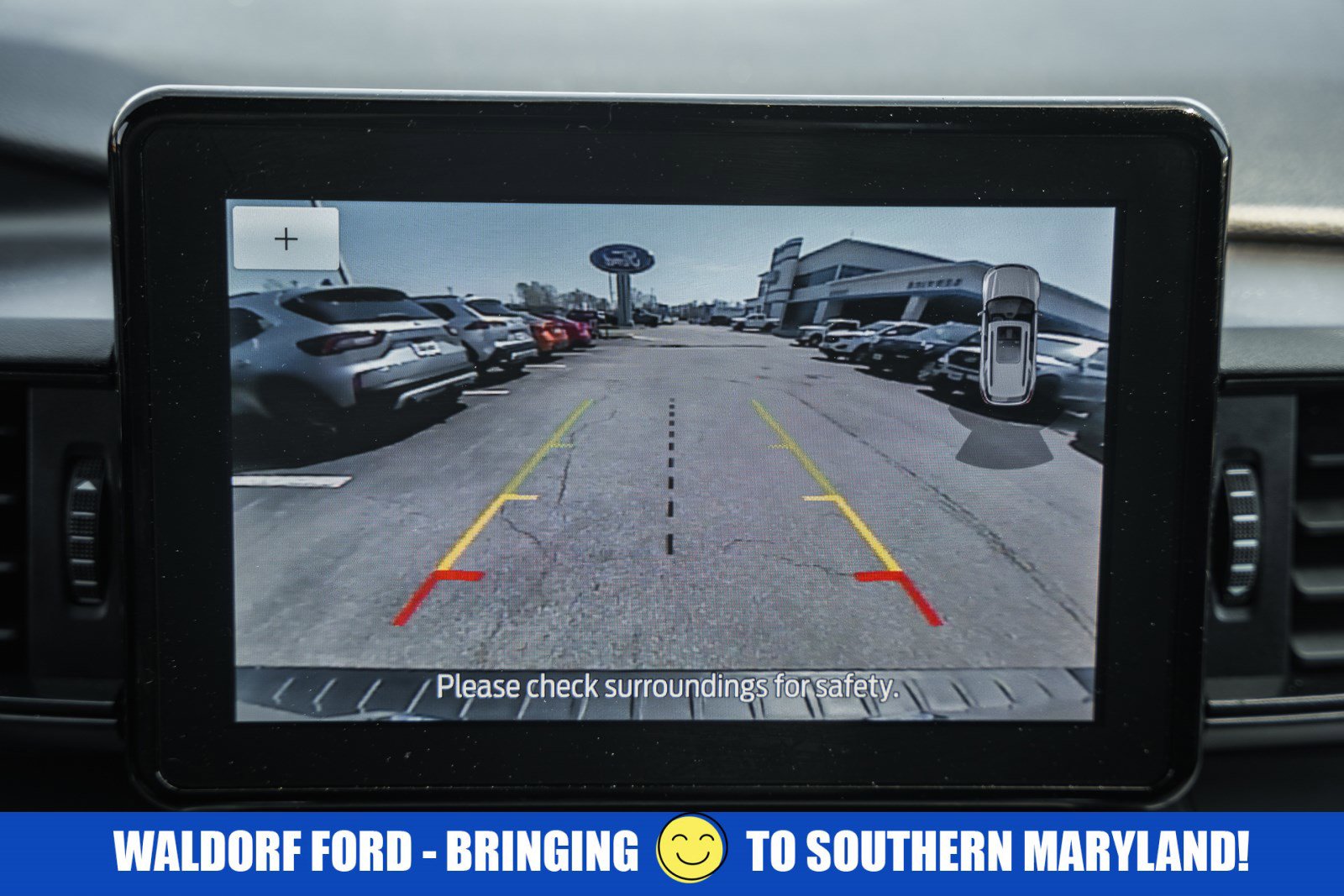 Used 2022 Ford Explorer XLT image 54