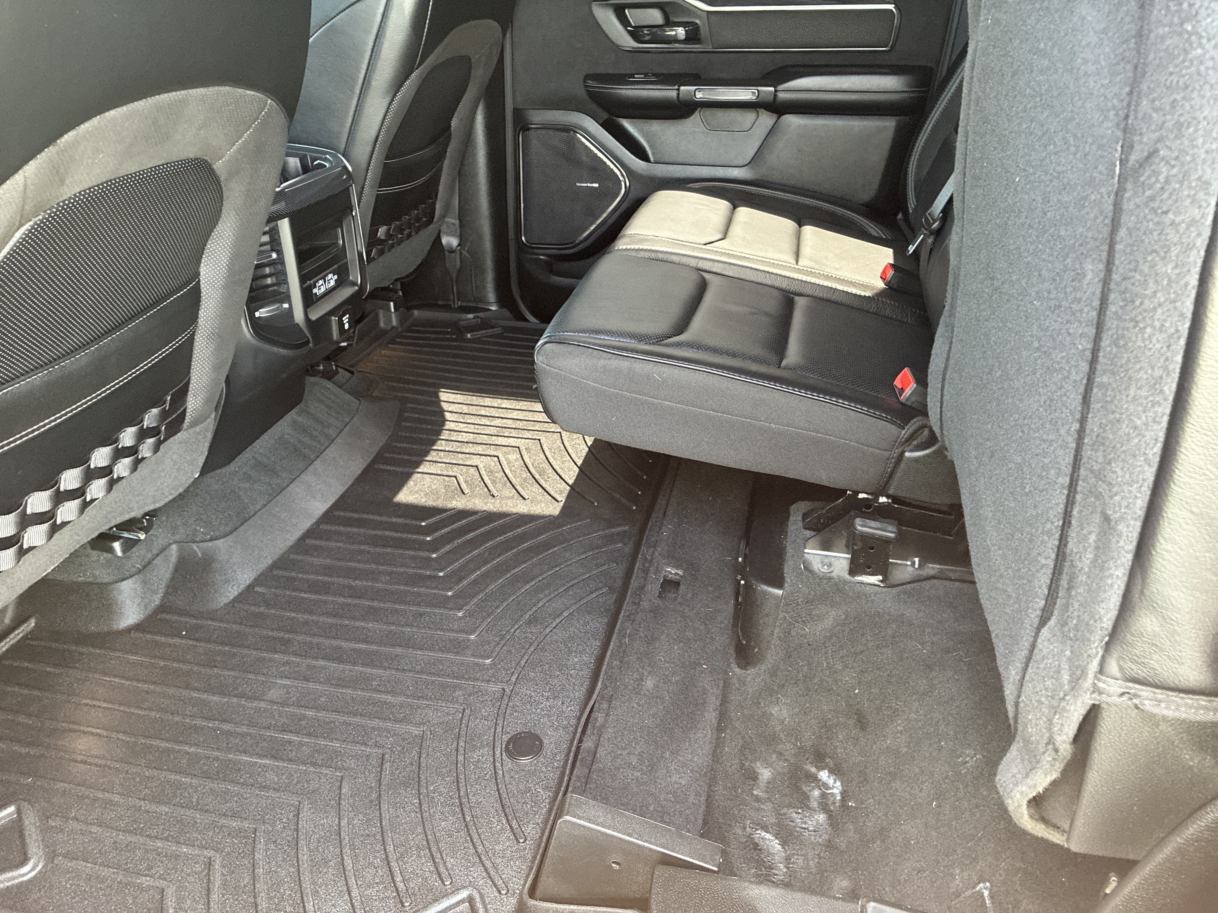 Used 2022 RAM 1500 TRX w/ TRX Level 1 Equipment Group AWD/4WD image 39