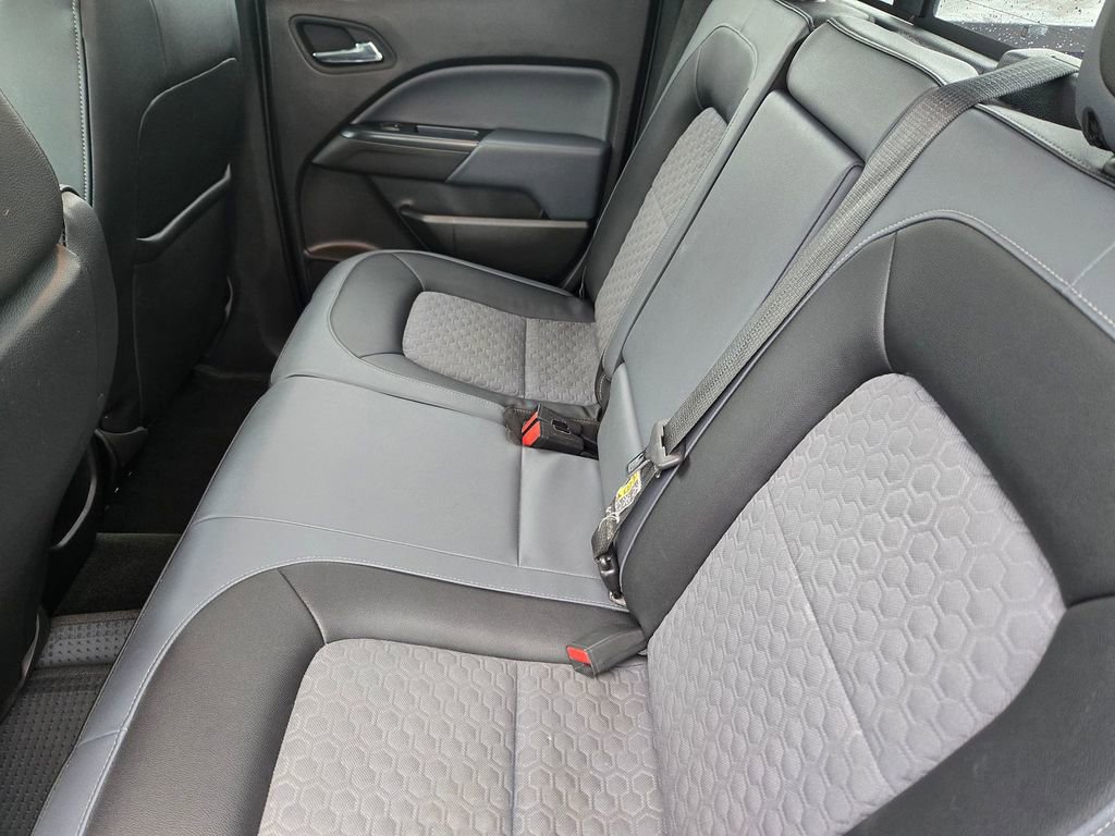 Used 2016 Chevrolet Colorado Z71 image 9