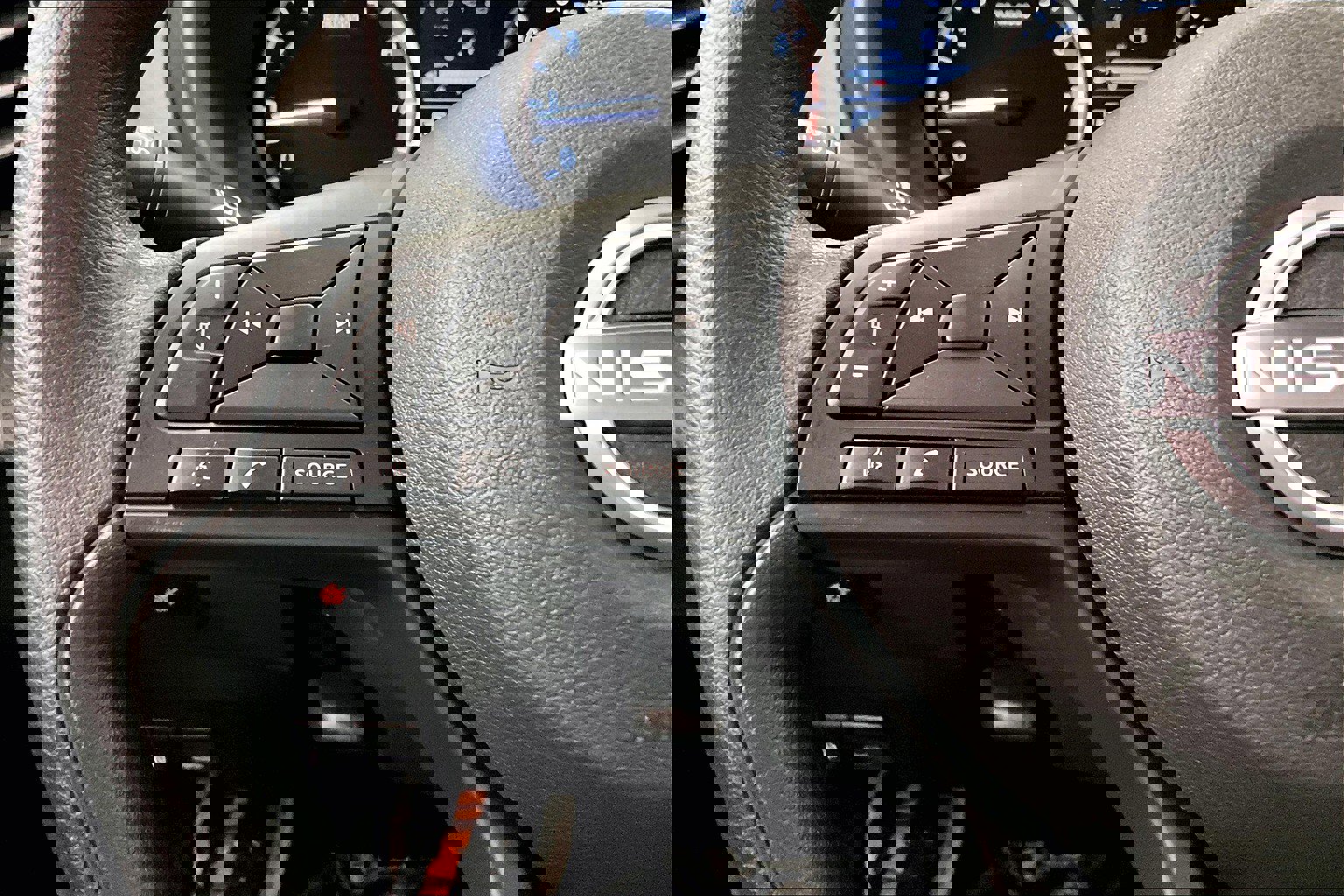 New 2025 Nissan Kicks Play S image 39