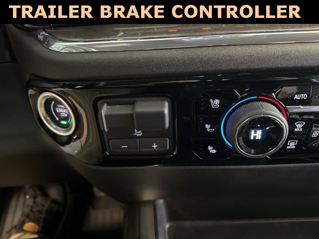 Used 2024 Chevrolet Silverado 1500 LTZ image 30