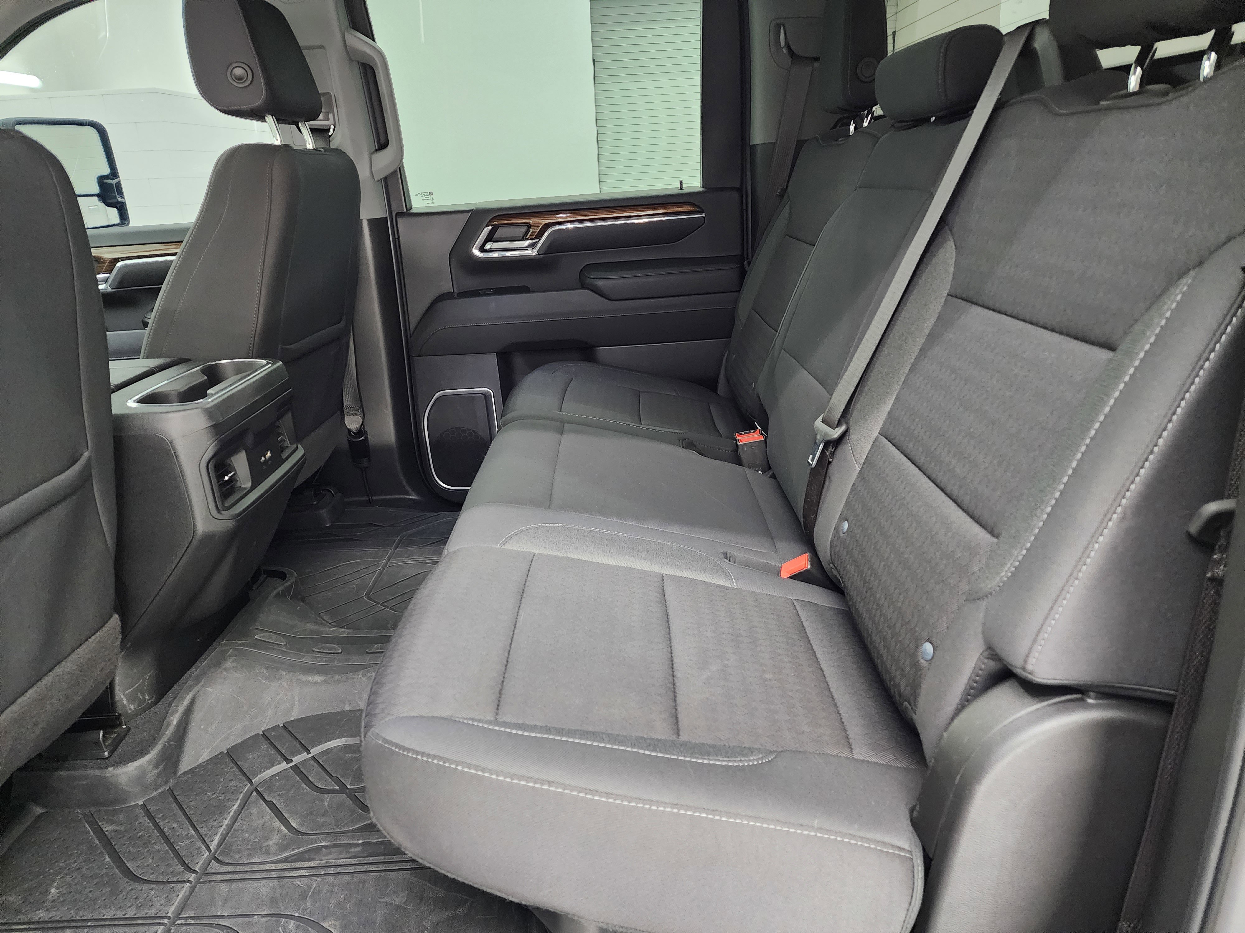 Used 2024 Chevrolet Silverado 3500 LT w/ Convenience Package image 9