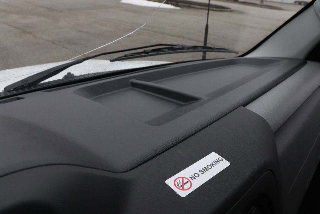 Used 2024 Ford E-450 and Econoline 450 Super Duty w/ Power Windows & Locks Group image 19