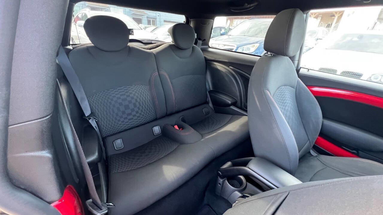 Used 2013 MINI Cooper John Cooper Works image 22