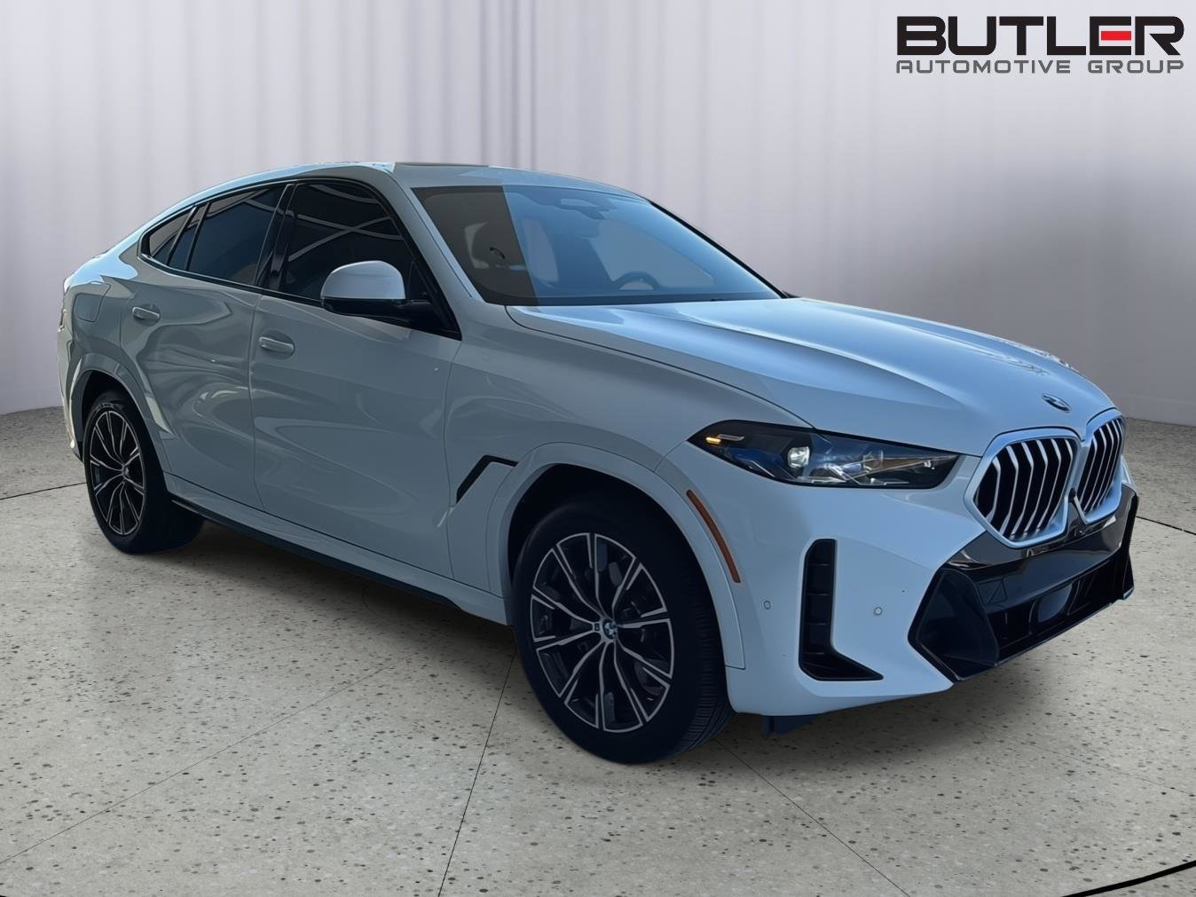 Certified 2024 BMW X6 xDrive40i w/ Premium Package image 5