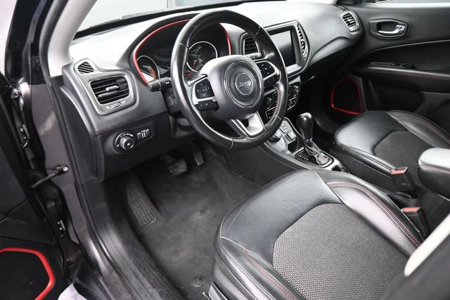 Used 2019 Jeep Compass Trailhawk AWD/4WD image 78