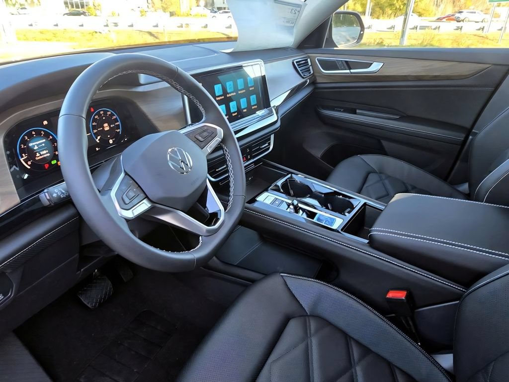 New 2026 Volkswagen Atlas SE FWD image 25