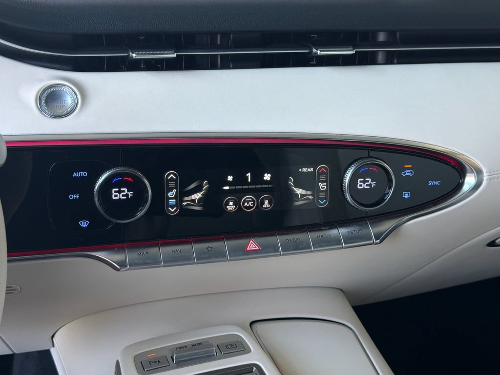 Used 2023 Genesis Electrified GV70 AWD/4WD image 22