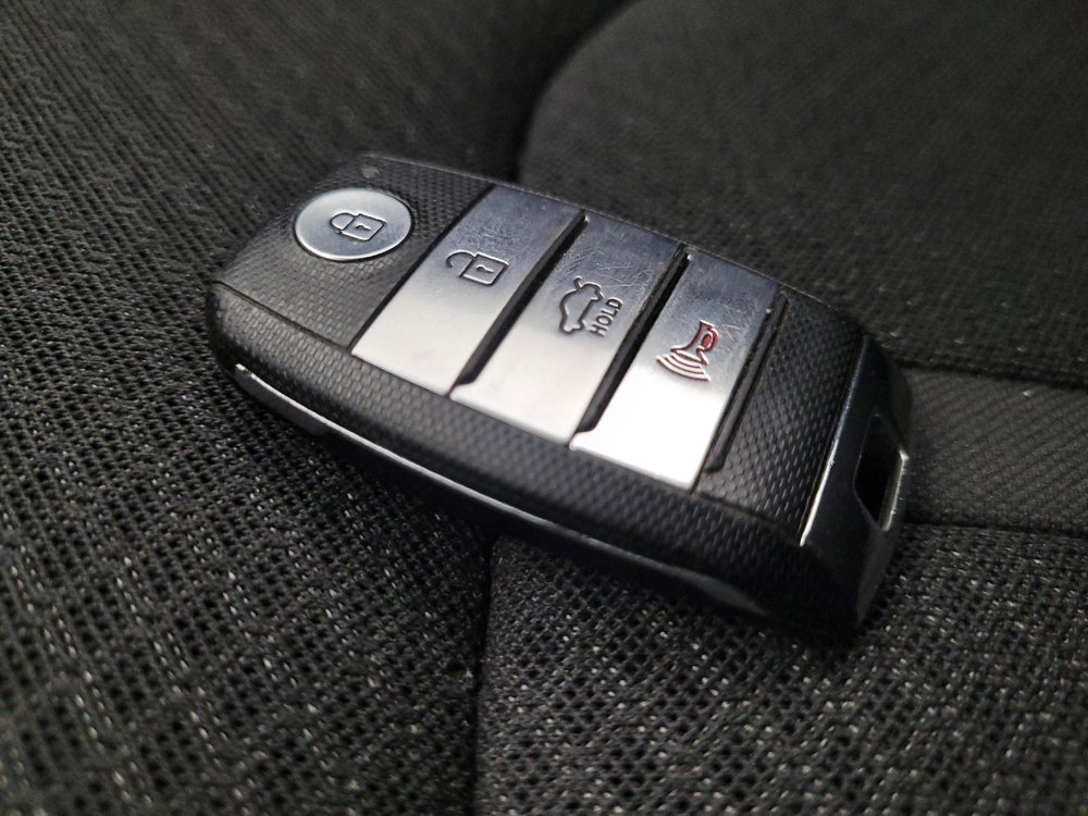 Used 2018 Kia Optima Premium w/ Convenience Package image 32