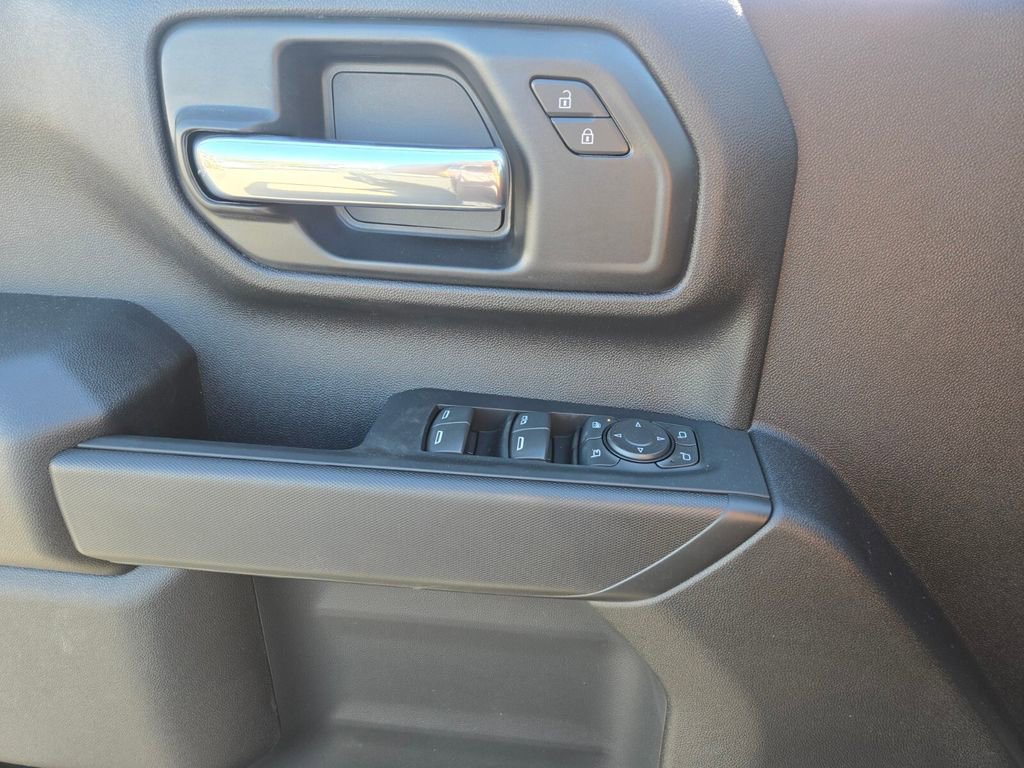 New 2026 Chevrolet Silverado 2500 Custom w/ Custom Value Package image 9