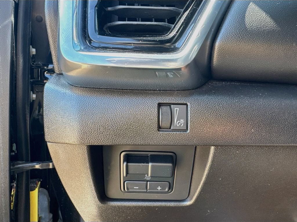 Used 2023 GMC Canyon Elevation w/ Convenience Package RWD image 20