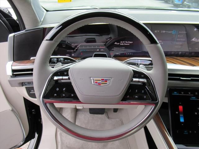 Certified 2026 Cadillac Escalade Platinum Sport w/ LPO, ONYX Package image 18